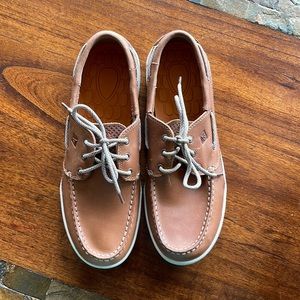 NEW never worn men’s Sperry Gamefish size 11.5